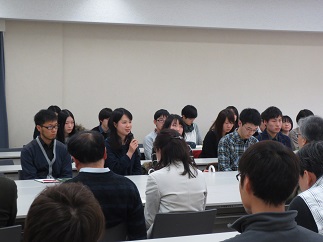 学生と教職員との意見交換会1.jpg