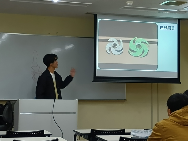 11/28ワールドカフェの様子（1）