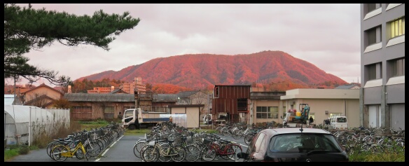 akaiyama.jpg